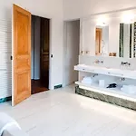 La Guy & - Teritoria Bed & Breakfast 4*