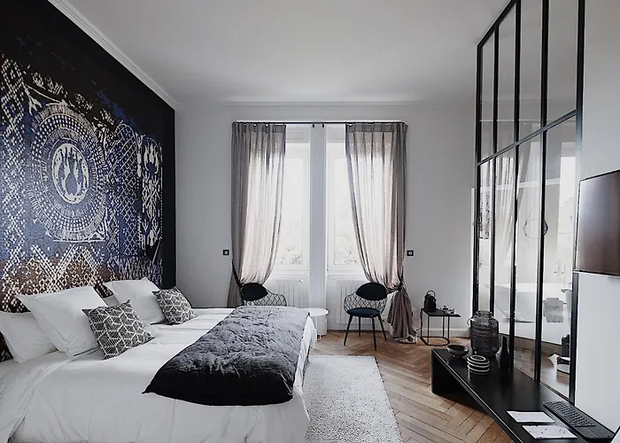 Alojamento de Acomodação e Pequeno-almoço La Guy & - Teritoria