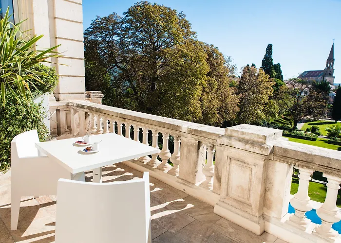 La Guy & - Teritoria