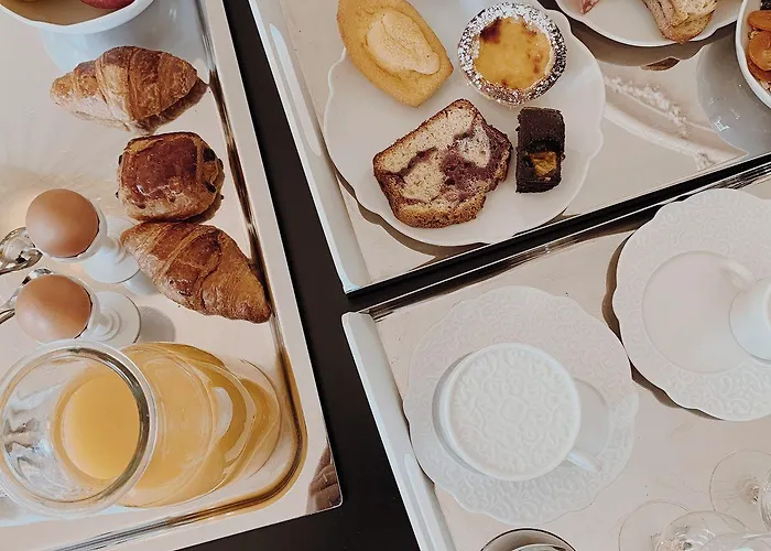 Alojamento de Acomodação e Pequeno-almoço La Guy & - Teritoria