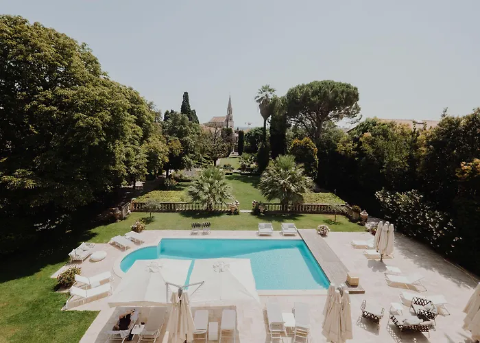 La Guy & - Teritoria 4*