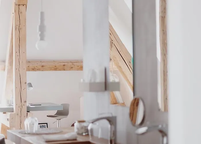 Alojamento de Acomodação e Pequeno-almoço La Guy & - Teritoria